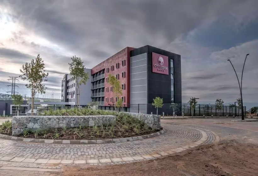 Fotos del hotel City Lodge  Waterfall City:  10