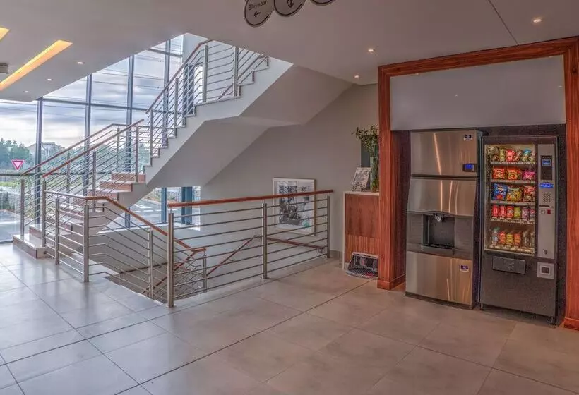 Fotos del hotel City Lodge  Waterfall City:  22