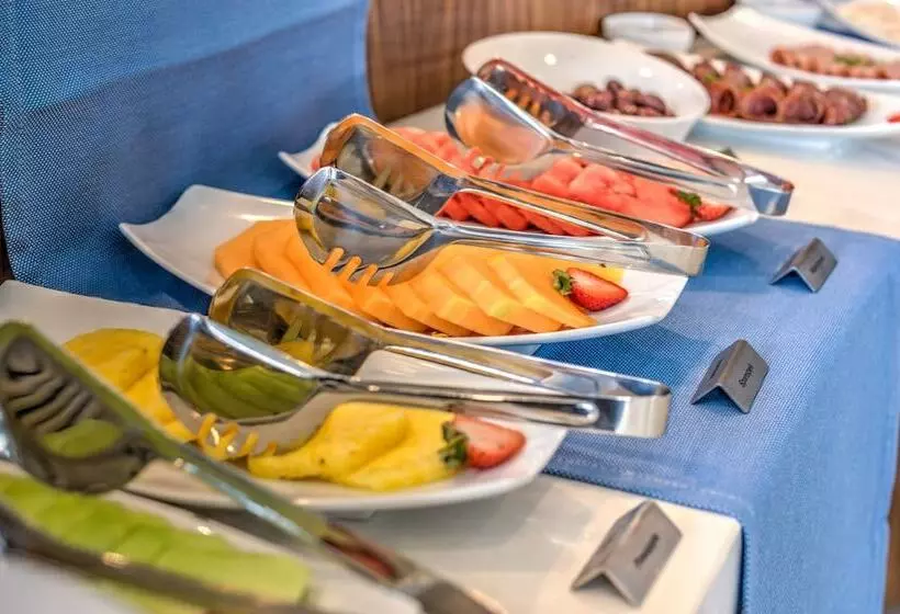 Fotos del hotel City Lodge  Waterfall City:  18