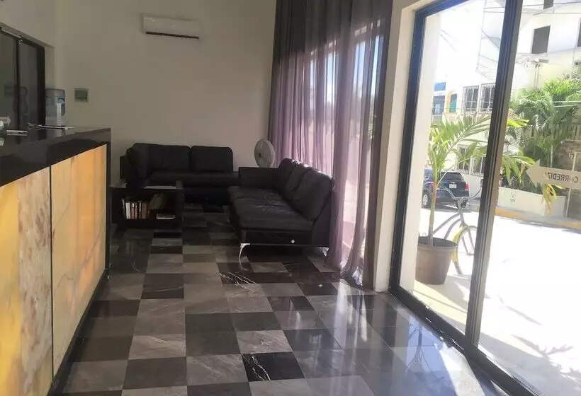 Fotos del hotel La Playa Condo:  22