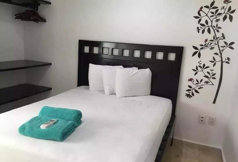 Fotos del hotel La Playa Condo:  11