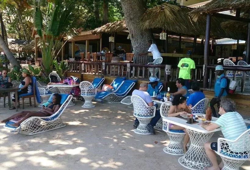 Fotos del hotel Village On The Beach:  10