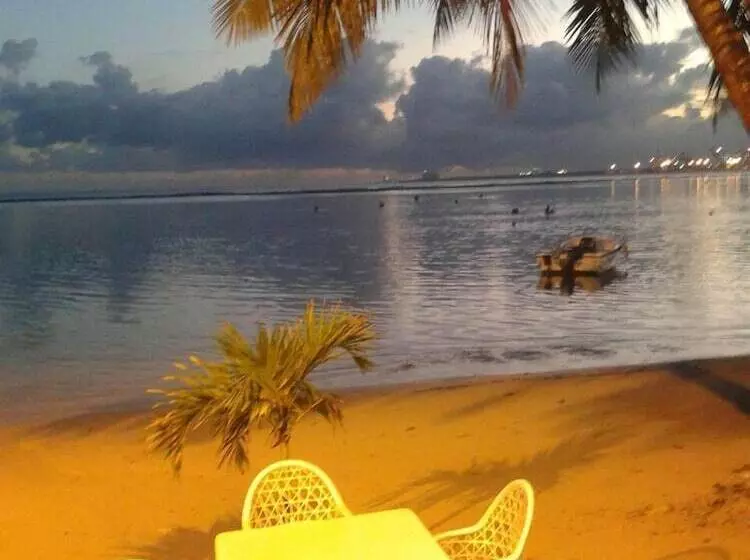 Fotos del hotel Village On The Beach:  20