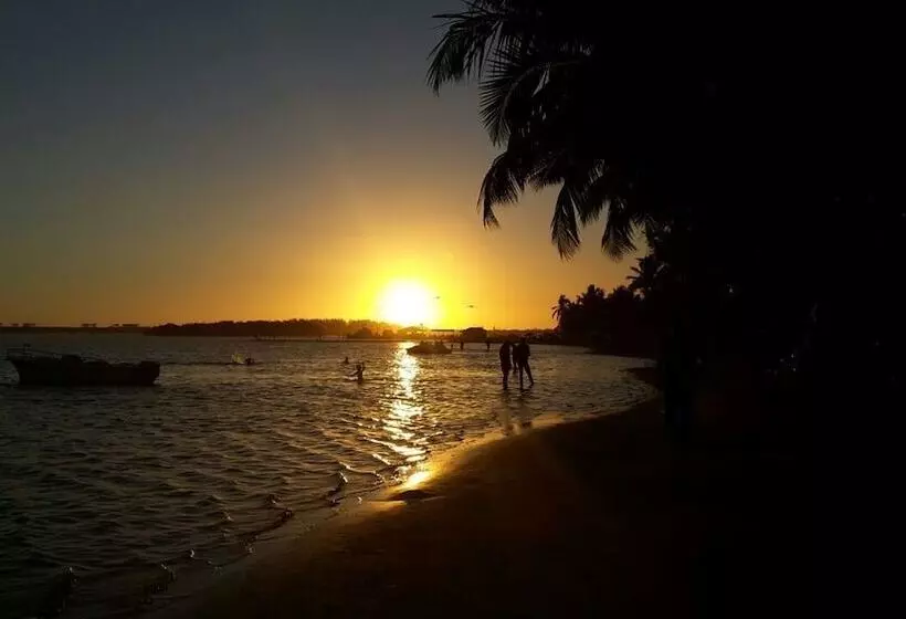 Fotos del hotel Village On The Beach:  6