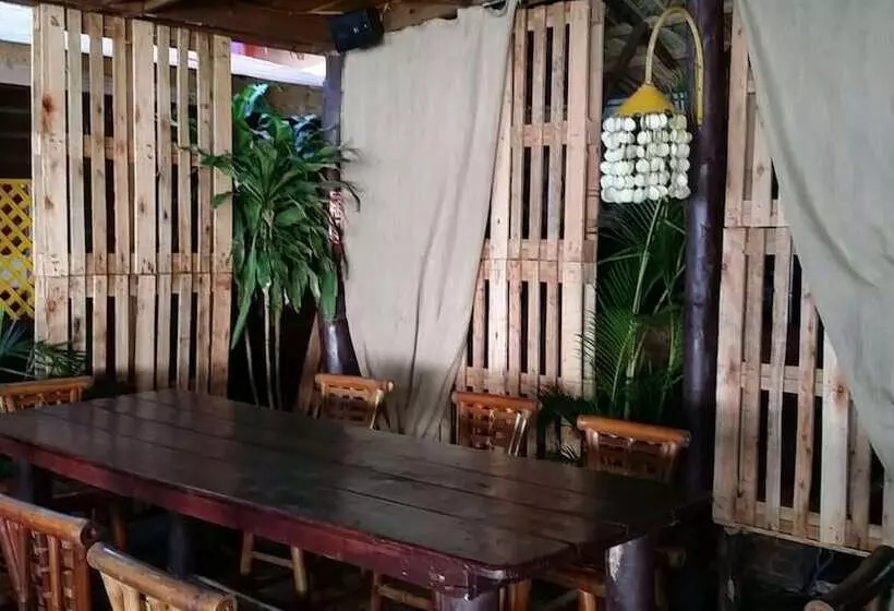 Fotos del hotel Village On The Beach:  17