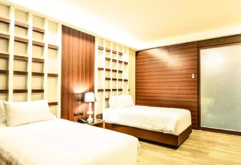 Fotos del hotel Alvarez:  11