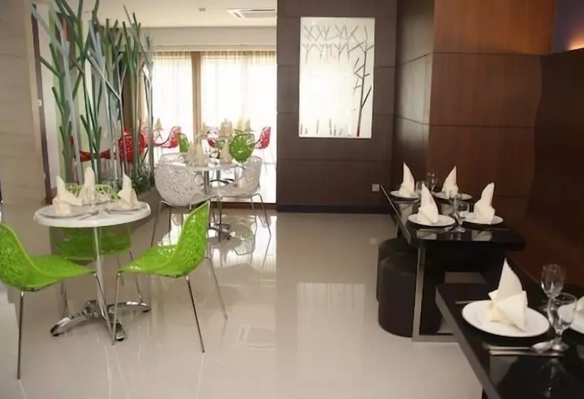 Fotos del hotel Grand Medallion:  11