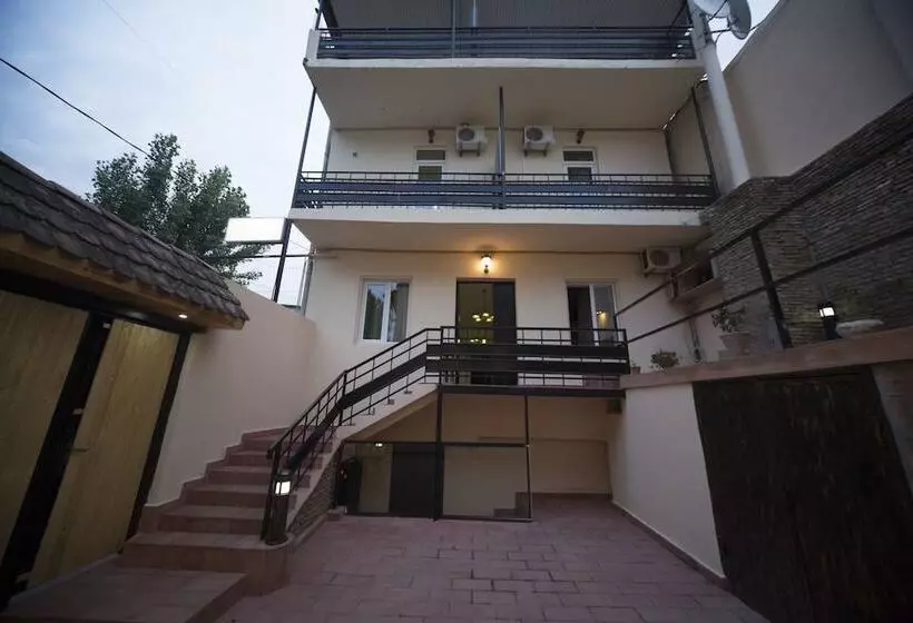 Fotos del hotel Log Inn Boutique:  15