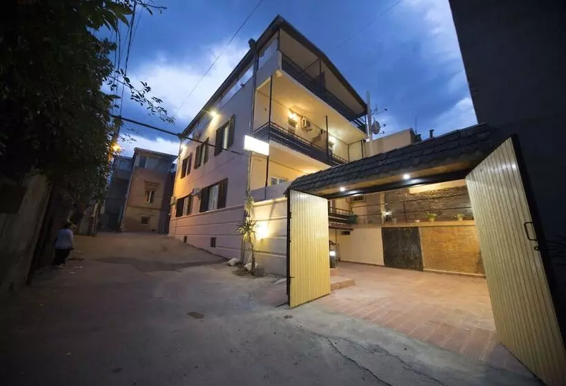 Fotos del hotel Log Inn Boutique:  9