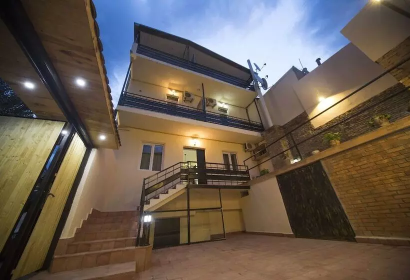 Fotos del hotel Log Inn Boutique:  12