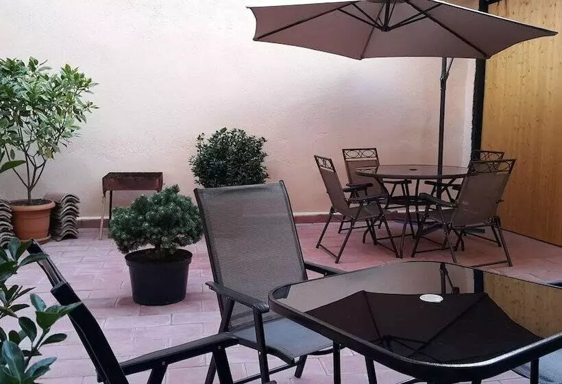 Fotos del hotel Log Inn Boutique:  11