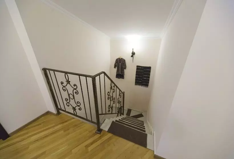 Fotos del hotel Log Inn Boutique:  2