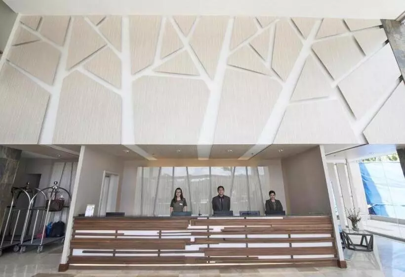 Fotos del hotel Newtown Plaza:  13