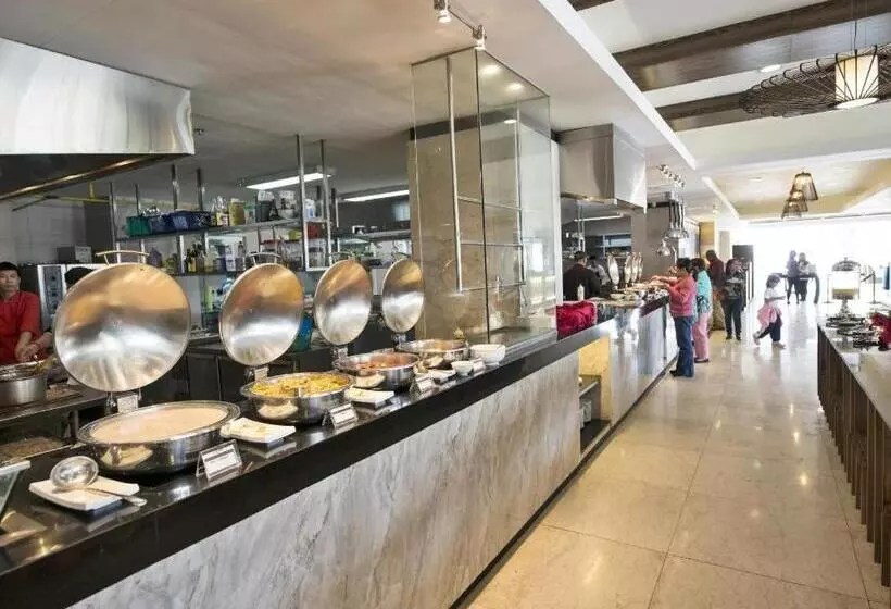 Fotos del hotel Newtown Plaza:  19