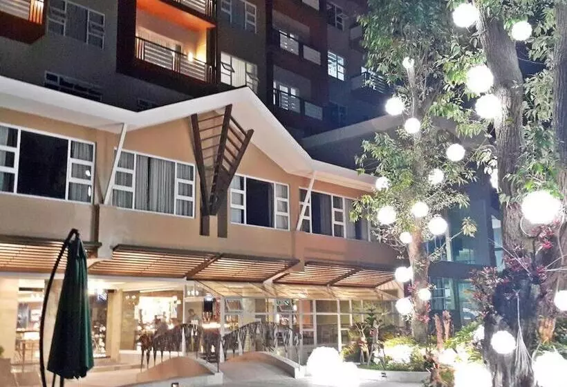 Fotos del hotel Newtown Plaza:  11