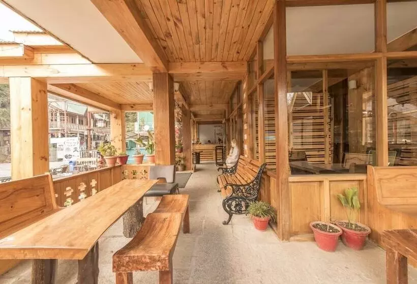 Fotos del hotel Whispering Inn By Vivaan:  11