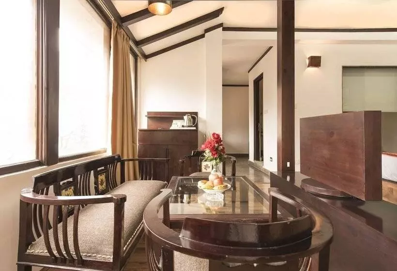 Fotos del hotel Whispering Inn By Vivaan:  15