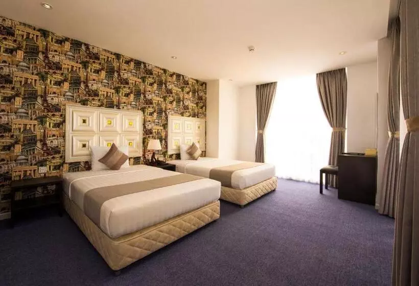 Fotos del hotel Golden Crown:  2