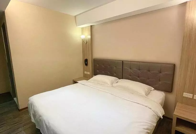 Fotos del hotel The Riverside Hotel International:  22