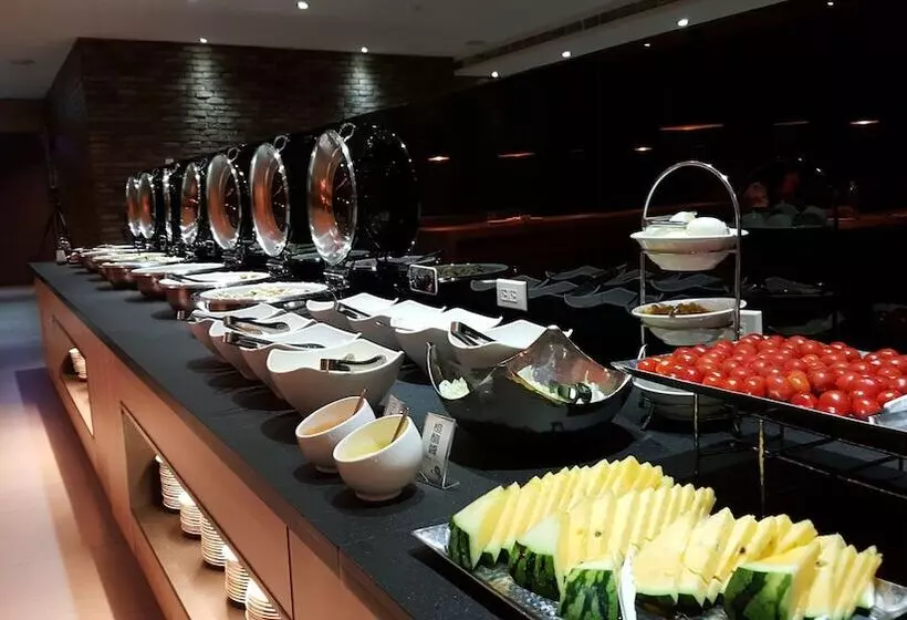 Fotos del hotel The Riverside Hotel International:  12