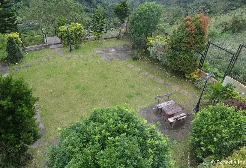 Fotos del hotel 8 Suites By Fat Jimmy's:  16