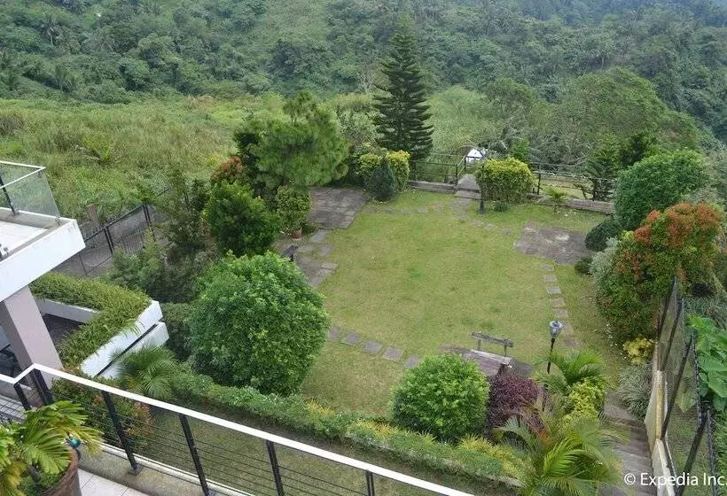 Fotos del hotel 8 Suites By Fat Jimmy's:  13