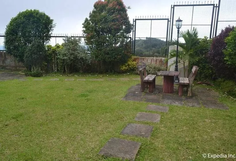 Fotos del hotel 8 Suites By Fat Jimmy's:  24