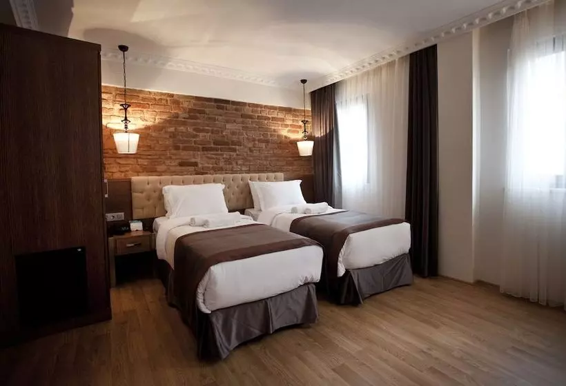 Fotos del hotel Pera Line:  2