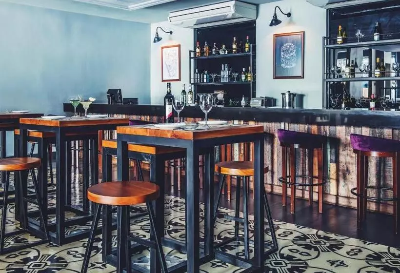 Fotos del hotel Amelie  Manila:  6