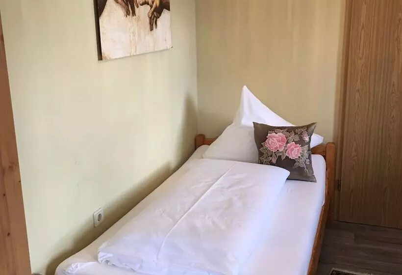 Fotos del hotel Nürnberger Hof In Altdorf:  21