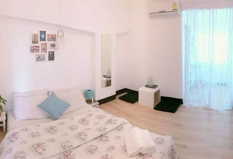 A2k Paradise Guesthouse  Adults Only