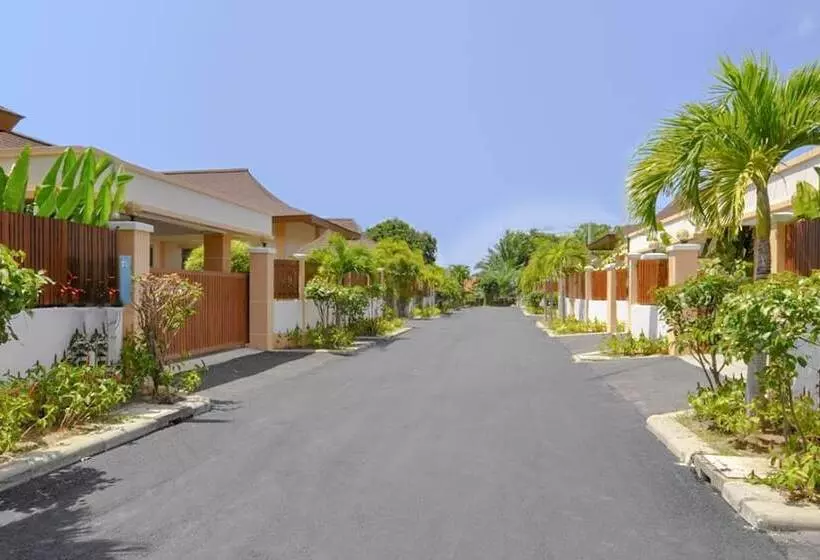 Fotos del hotel Capital O847 Orchid Garden Villa:  9