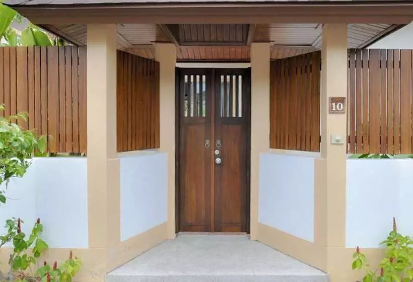 Fotos del hotel Capital O847 Orchid Garden Villa:  11