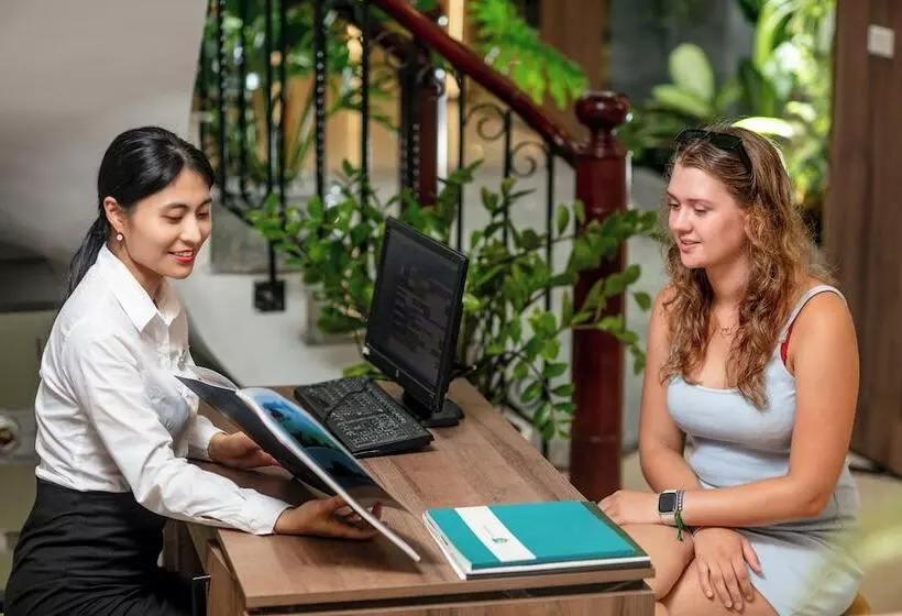 Fotos del hotel Golden Sun Suites:  7