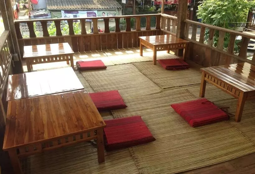 Fotos del hotel Pj House:  4