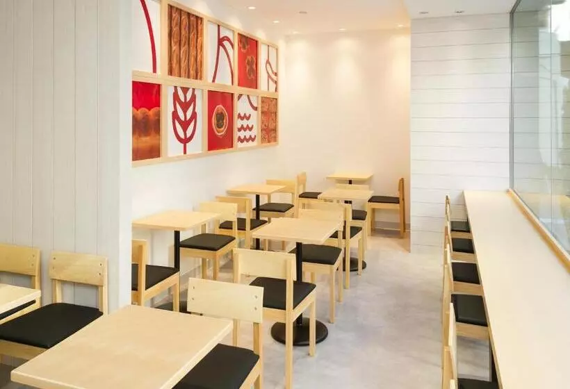 Fotos del hotel Sotetsu Fresa Inn Ochanomizujimbocho:  8