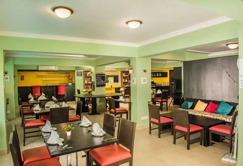 Fotos del hotel Arotel Rooms & Suites:  6