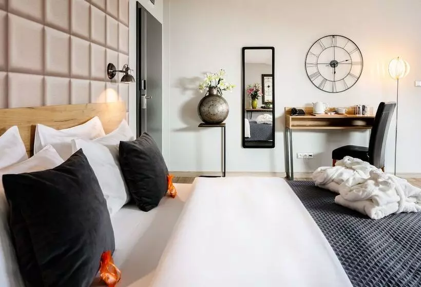 Fotos del hotel Art & Garden Residence:  13