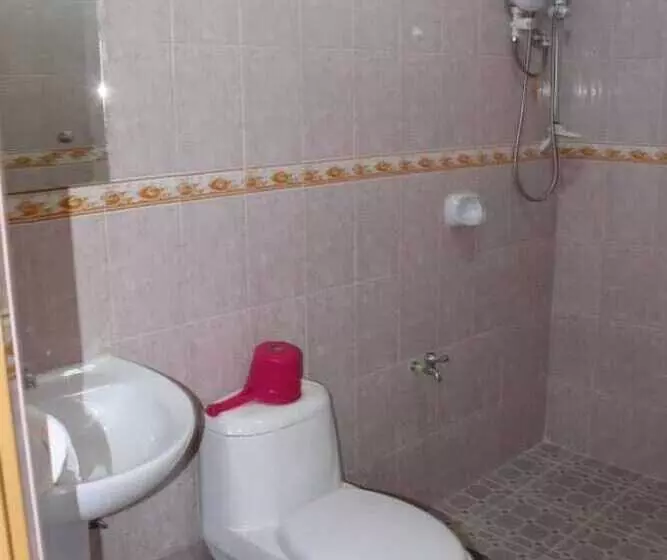 Fotos del hotel Golden Stallion Suites:  8