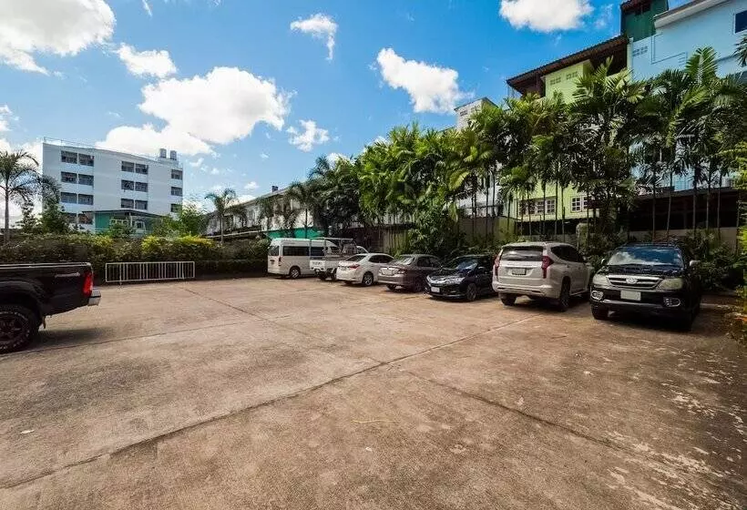 Fotos del hotel Capital O 1102 The Sp Boutique:  11