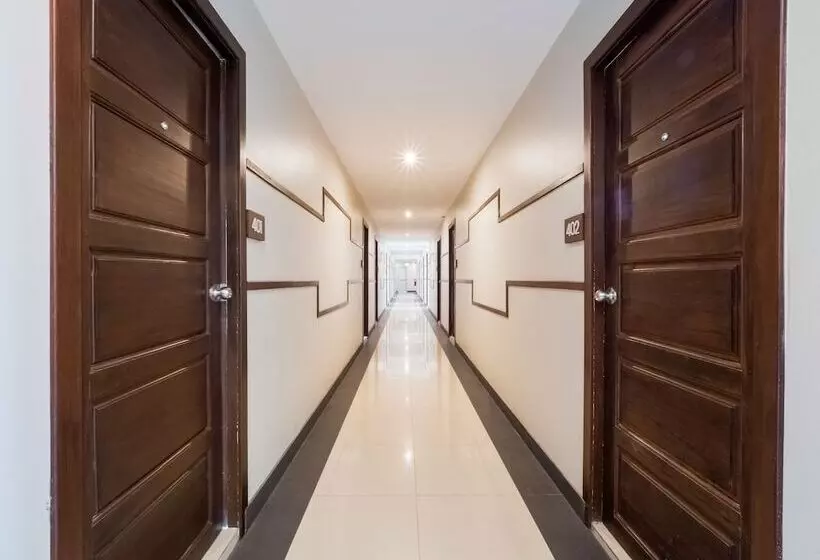 Fotos del hotel Capital O 1102 The Sp Boutique:  15