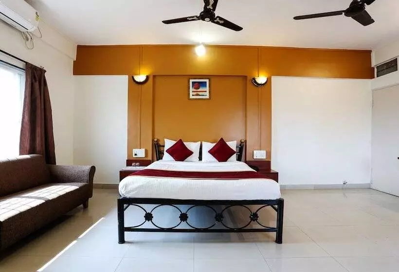 Fotos del hotel Hmr Royal Inn:  15