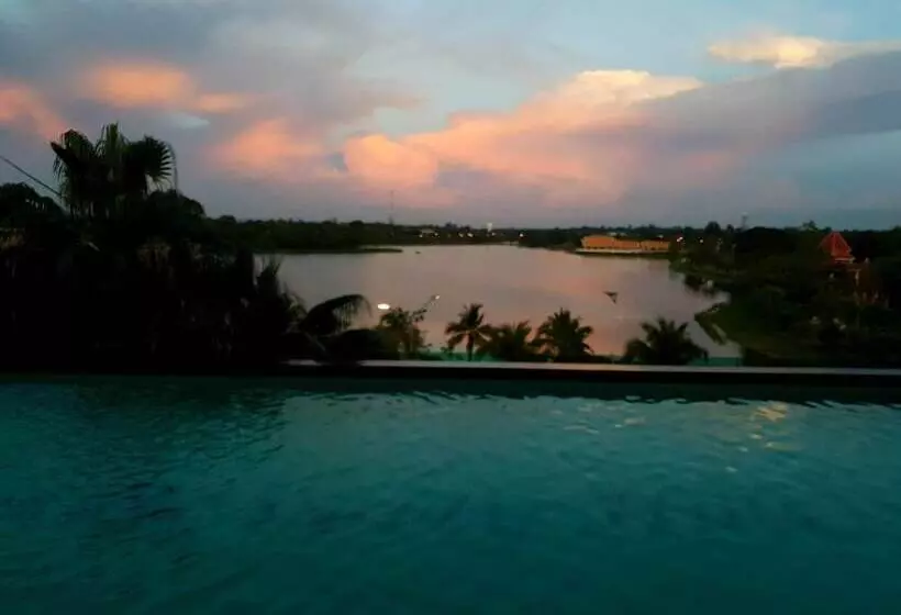 Fotos del hotel The Beverly Hills:  12