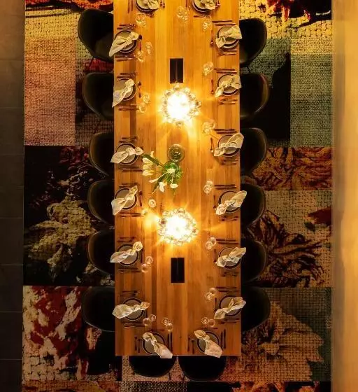 Fotos del hotel East Hotel And Apartments:  19