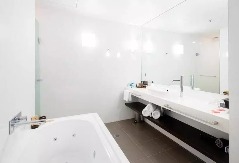 Fotos del hotel East Hotel And Apartments:  13