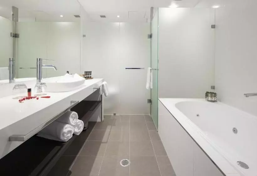 Fotos del hotel East Hotel And Apartments:  18