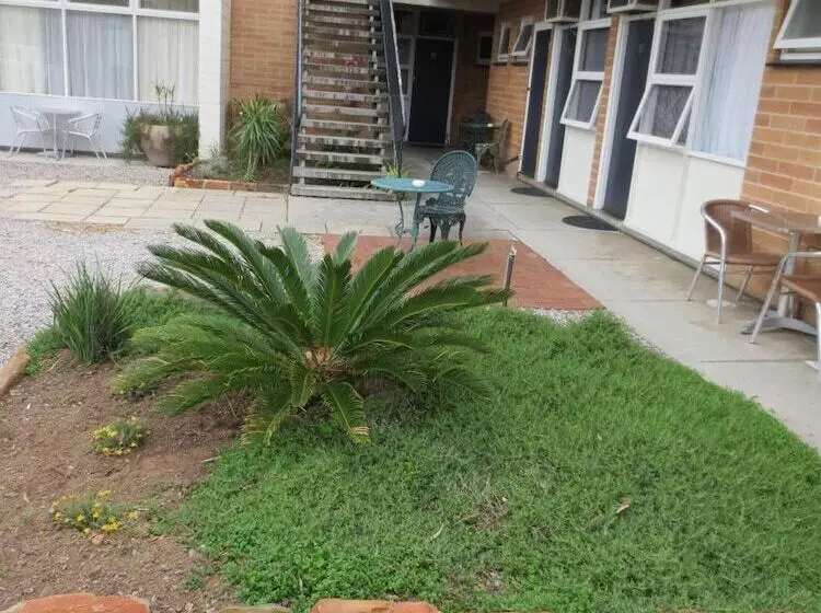 Fotos del hotel Norfolk Motor Inn:  6