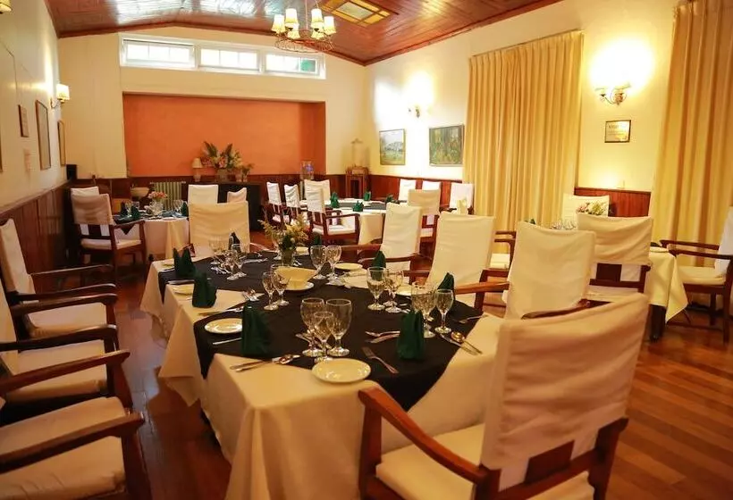 Fotos del hotel Nuwara Eliya Golf Club:  3