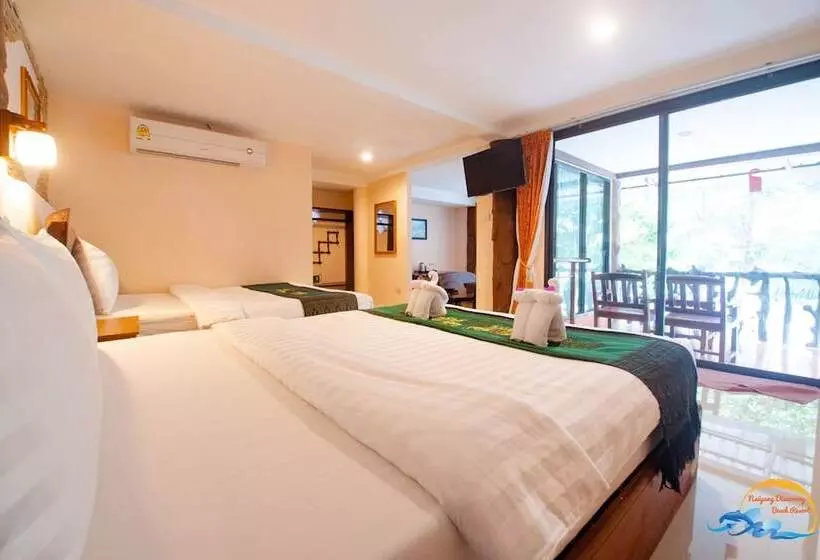 Fotos del hotel Naiyang Discovery Beach Resort:  23