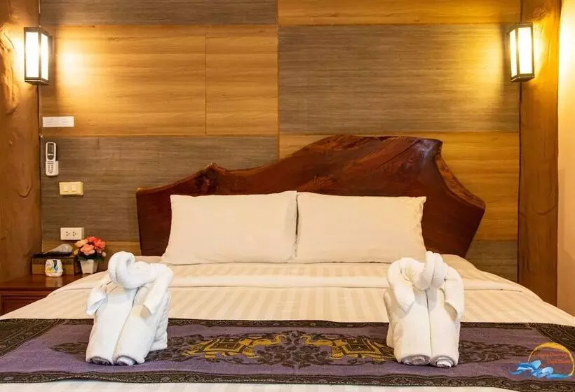 Fotos del hotel Naiyang Discovery Beach Resort:  7